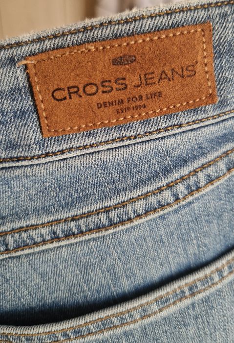 jeansy Cross Jeans Joyce 28/30