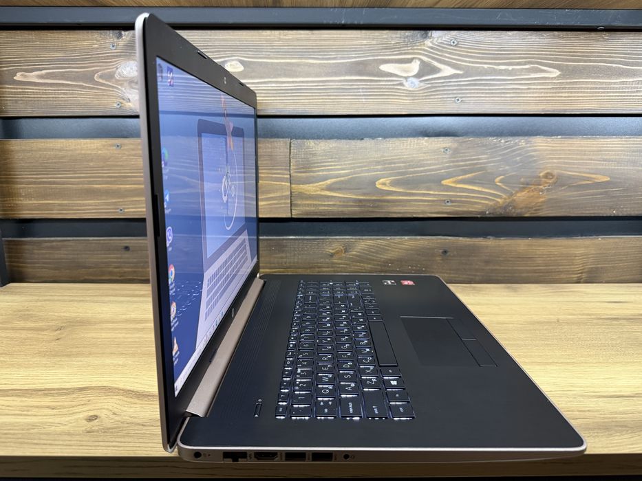 HP Pavilion 17 17,3’’ Сенсорний Ryzen 5 3500u/16GB/256Gb SSD/0% зносу