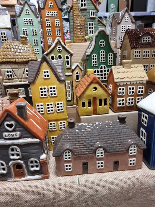 Domek ceramiczny - lampion na tealight lub LED (943347)