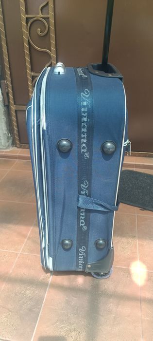 Валіза дорожня ..