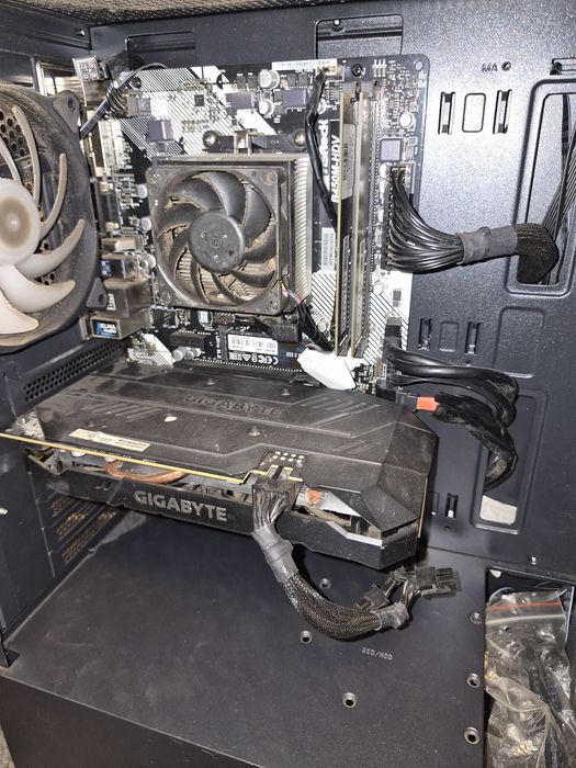 Komputer Gamingowy Ryzen 5 3600 | GTX 1660 Ti | 16GB RAM | SSD  HDD