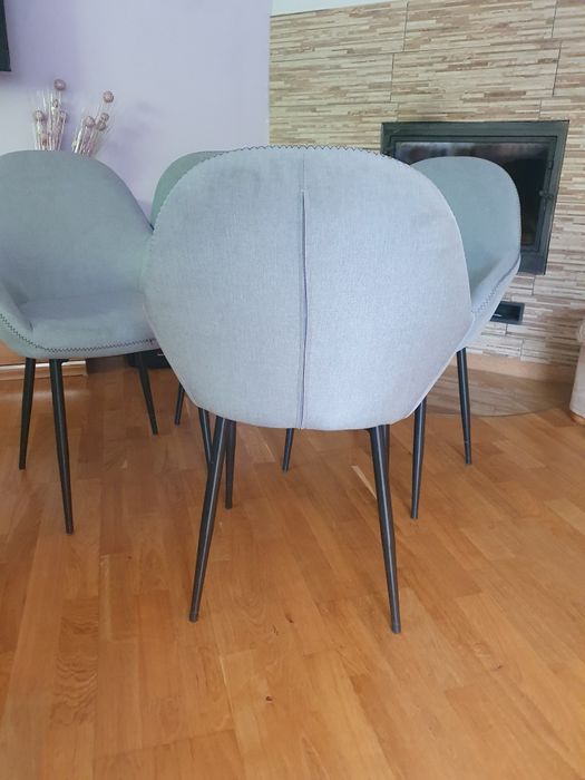 Krzesla tapicerowane 4 sztuki