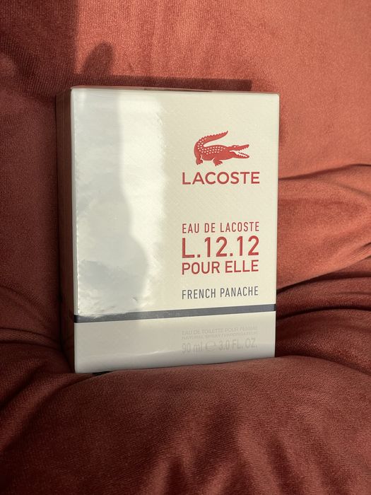 Жіночі парфуми Lacoste