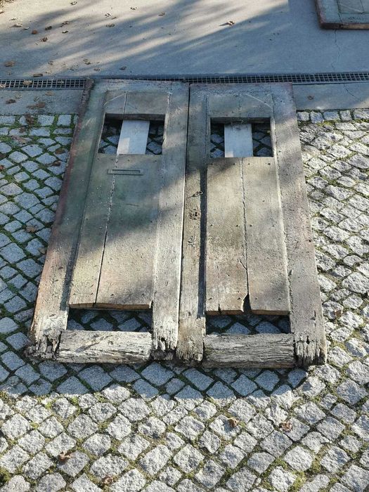 Portas antigas Capela