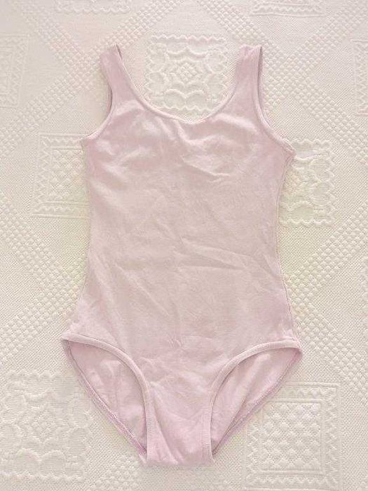 Maillot rosa para ballet e acessórios