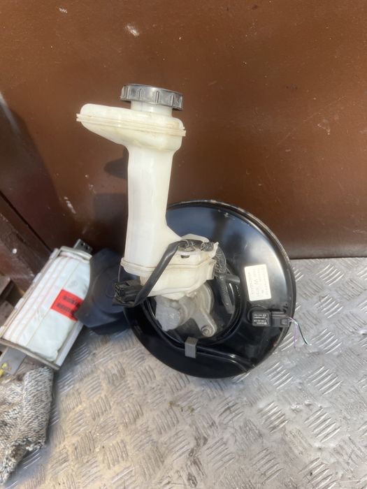 Главный тормозной ваккумный ниссан рог nissan rogue год 15 xtrail t32