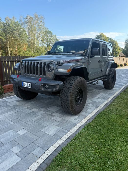 Sprzedam jeep wrangler rubicon JL