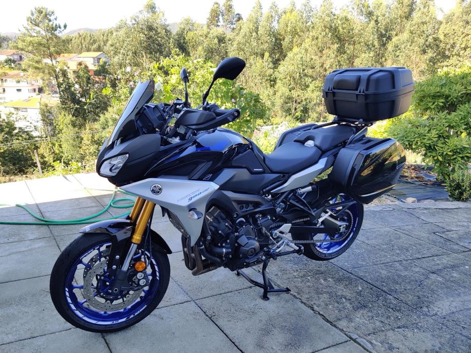 Tracer 900 GT akrapovick
