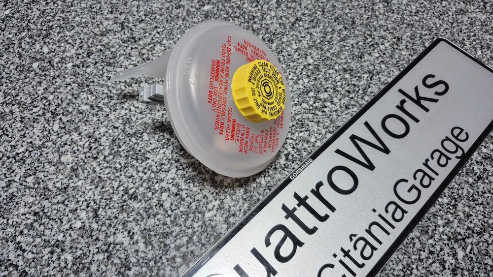 Reservatório Líquido Travões Audi A4 B5 A6 C4 Passat B5 FEBI Bilstein 26658 Novo