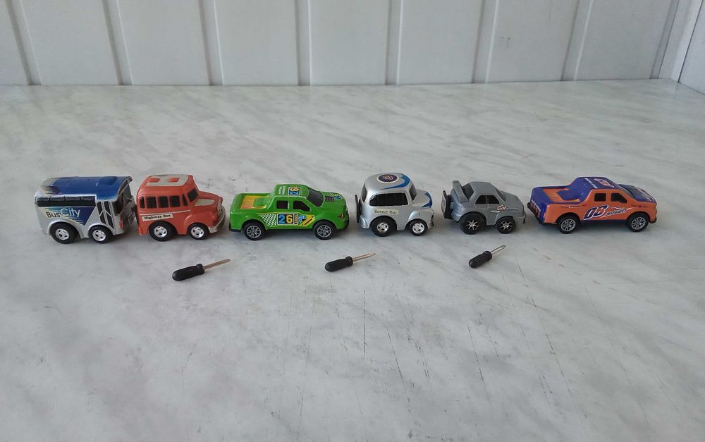 Моделі Автомобілів. ІНЕРЦІЙНІ (mini), 6 (шт). НОВІ.