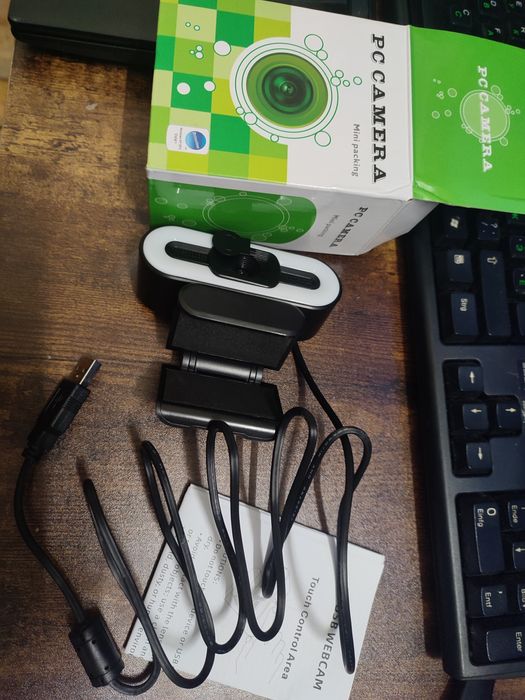 Продам комплект стрімера 2к камера з підсвіткою + rgb мікрофон