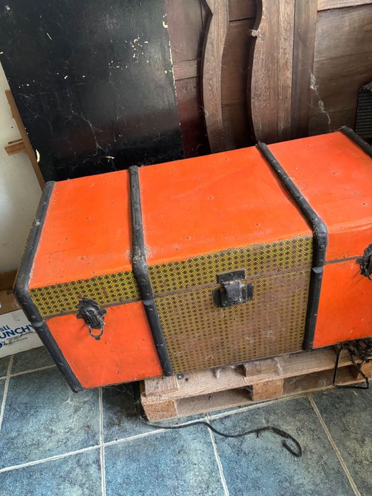 Mala de viagem grande muito antiga, mala de porão vintage