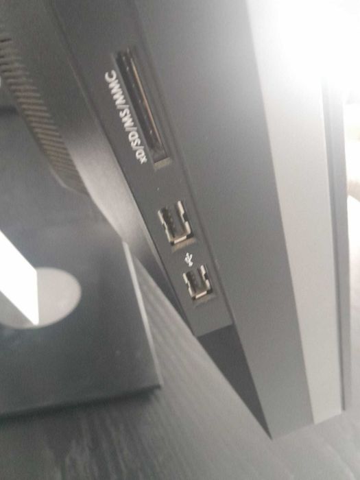Monitor Dell U2711 22'