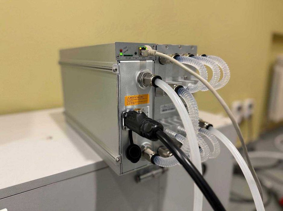Asic Bitmain ANTMINER S21e Hyd 332 Th/s, Асік з валовою прибутковістю 292$ у міс