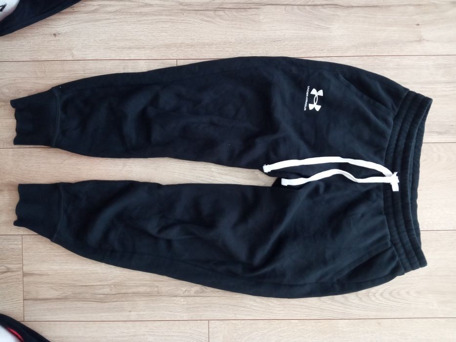 Spodnie dresowe Under Armour, rozmiar M