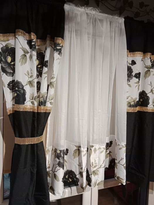 Nowy prześliczny komplet szaro czarne zasłony i biały woal 400x160