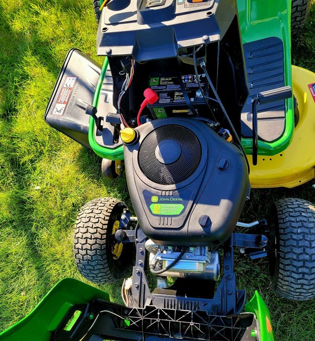 Traktorek Kosiarka John Deere S100