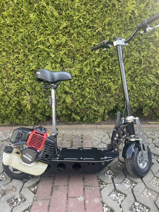 Hulajnoga spalinowa 2T