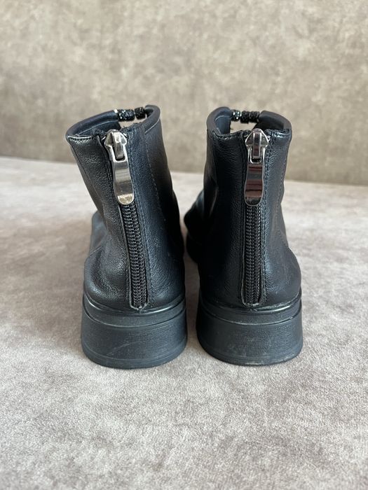 Жіночі шкіряні черевики