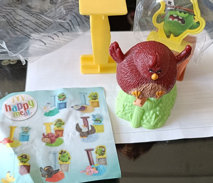 Bonecos MacDonald