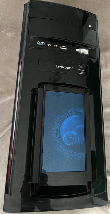 Sprzedam komputer stacjonarny z monitorem