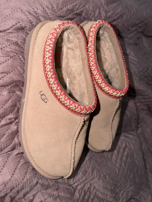 Buty UGG noszone dwa razy w tym raz w domu