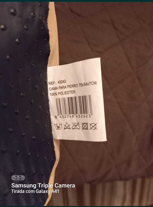 Cama para cão preta e bege