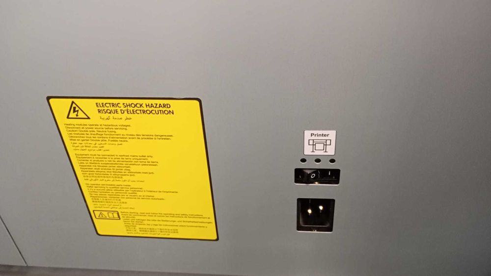 Ploter wielkoformatowy HP LATEX 375 – niski przebieg