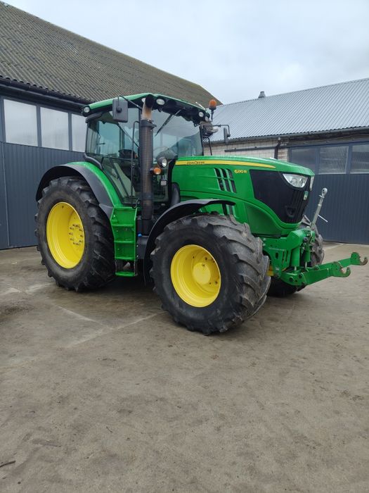Ciągnik John Deere 6210R, 2013 rok