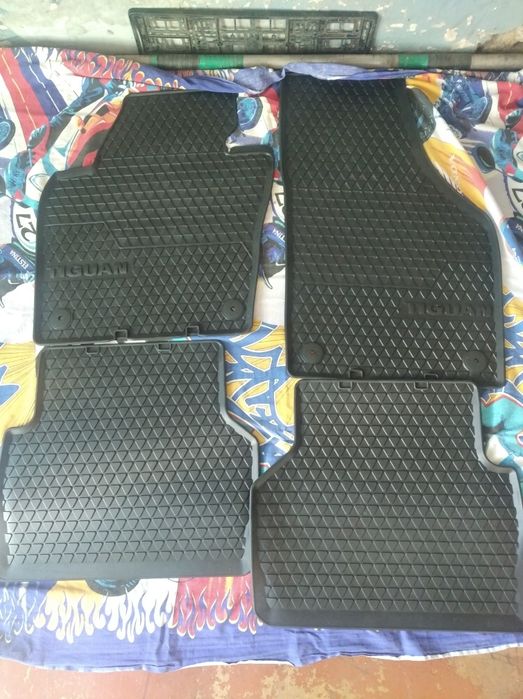 Килимки в салон Volkswagen Tiguan