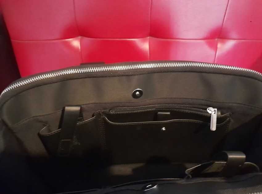 Mala preta portátil parfois