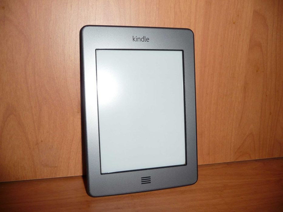 Amazon Kindle Touch, повністю робоча