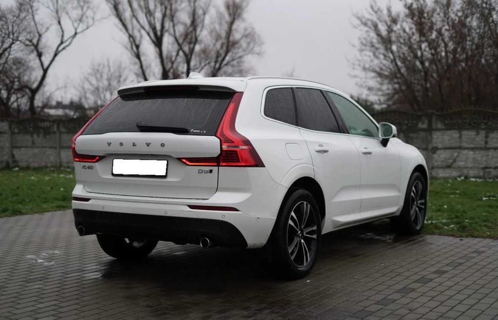 Volvo XC-60 2019 року