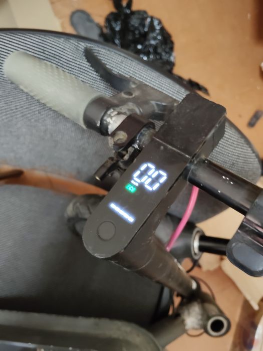 Електросамокат Crosser e 9 на запчастини
