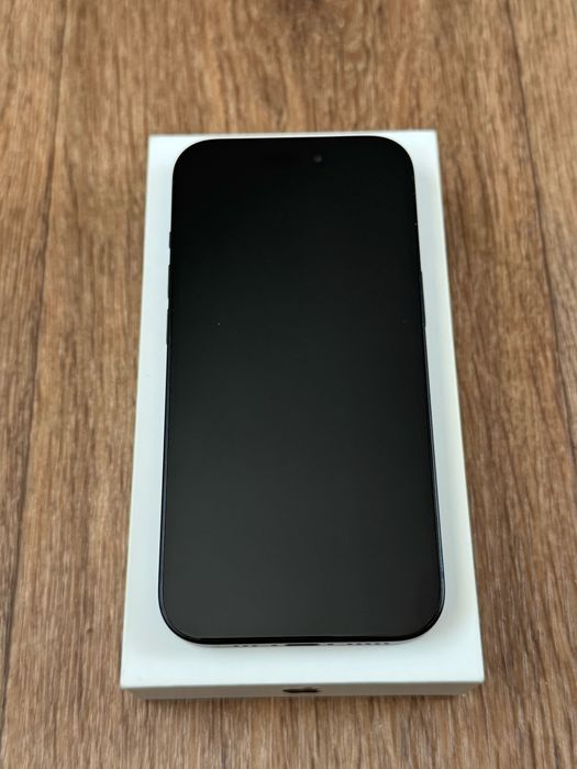 Айфон iPhone 15 icloud заблокований