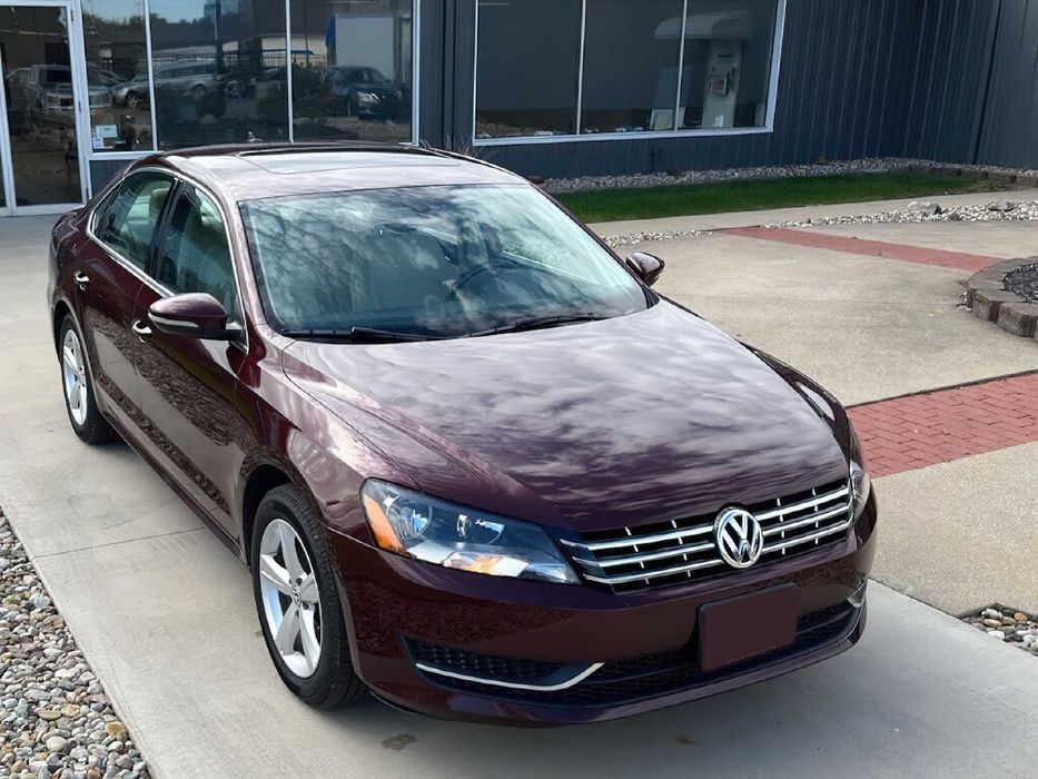 Volkswagen Passat      2013