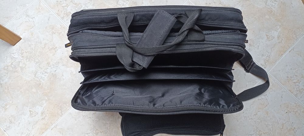 Mala portátil 15.6" TARGUS