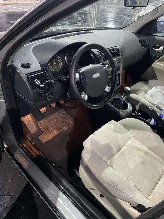 Ford mondeo 2.0tddi