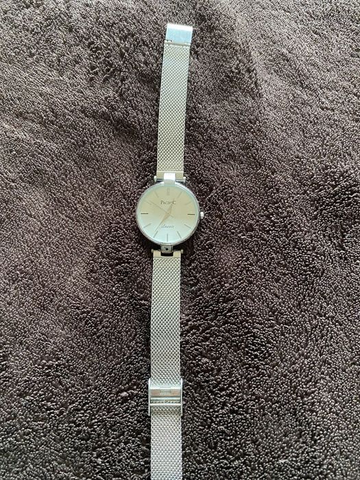 Zegarek damski roznego koloru