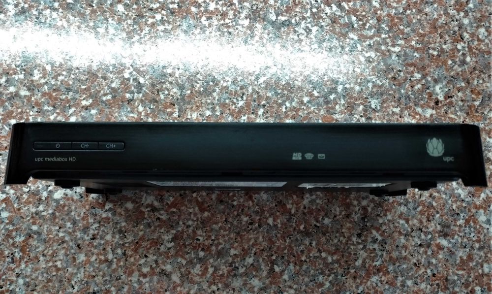 Декодер ТВ тюнер UPC Mediabox HD DCR7111