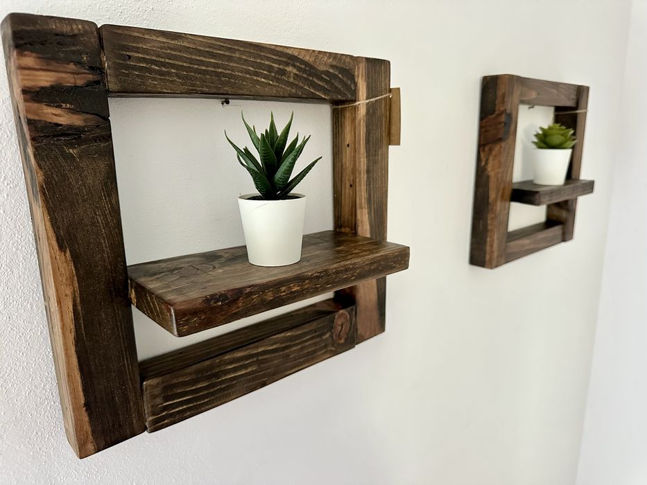 Conjunto de 2 prateleiras em madeira rustica