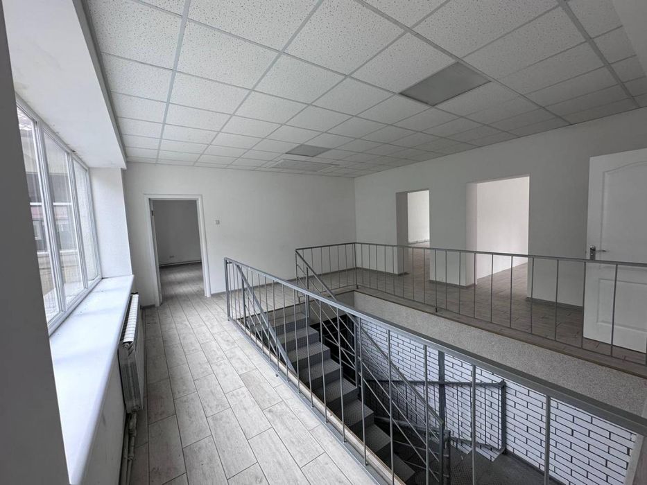 Оренда приміщеня під офіс або виробництво