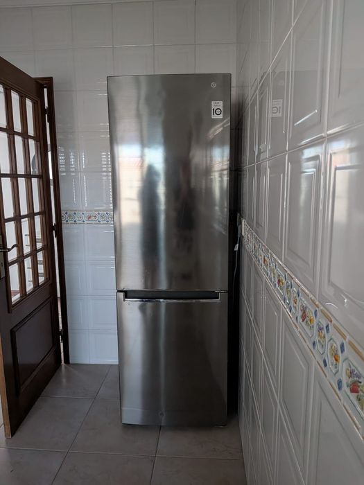 Frigorífico LG em perfeitas condições