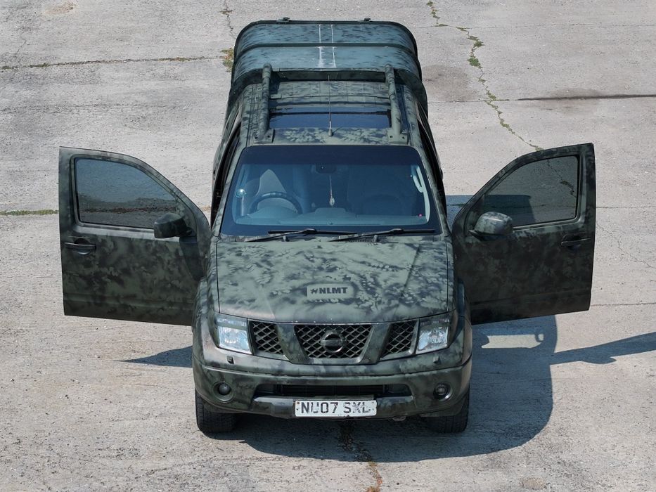 авто Nissan Navara 4x4