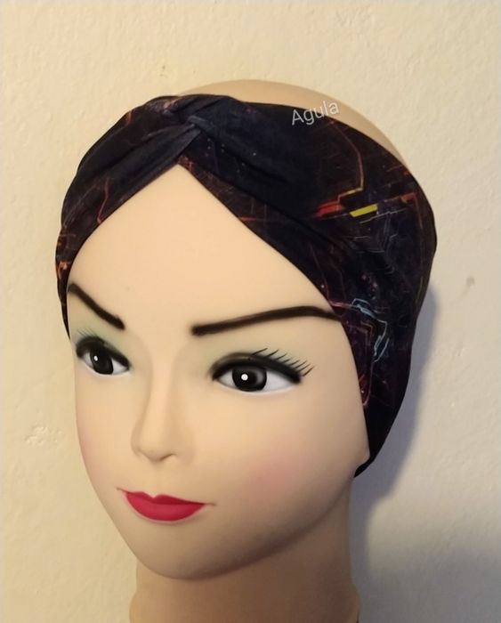 Nowa szeroka, przeplatana opaska