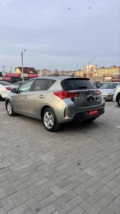 Toyota Auris Hybrid Тойота Ауріс 2014 р 1,8 бенз/електро АКПП Панорама