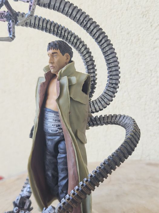 Spider-Man 2 Doc Ock Tentacle Action Figure 2004 – Missing Arm