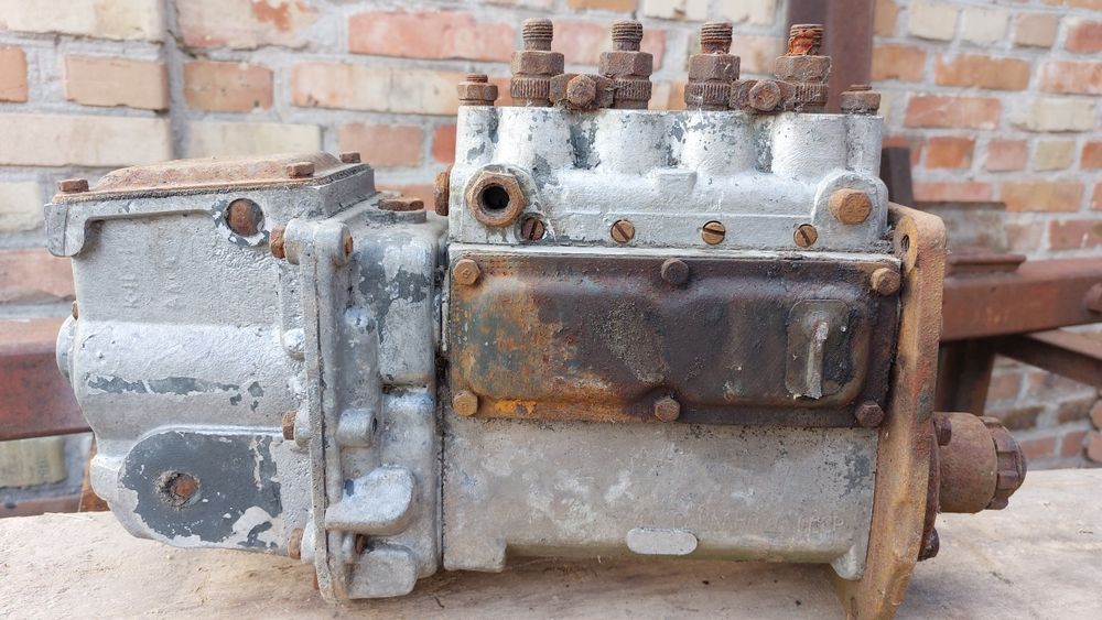 Паливний насос ТНВД 4TH-9×10T14