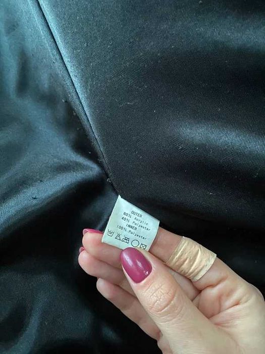 Damskie krótkie sztuczne futro futerko 36 38 S M czarne y2k