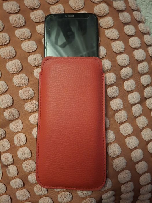 Telefon Motorola 7g power smartphone uszkodzony